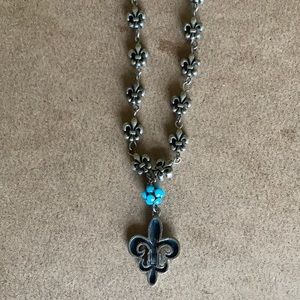 Fleur de lys matching set